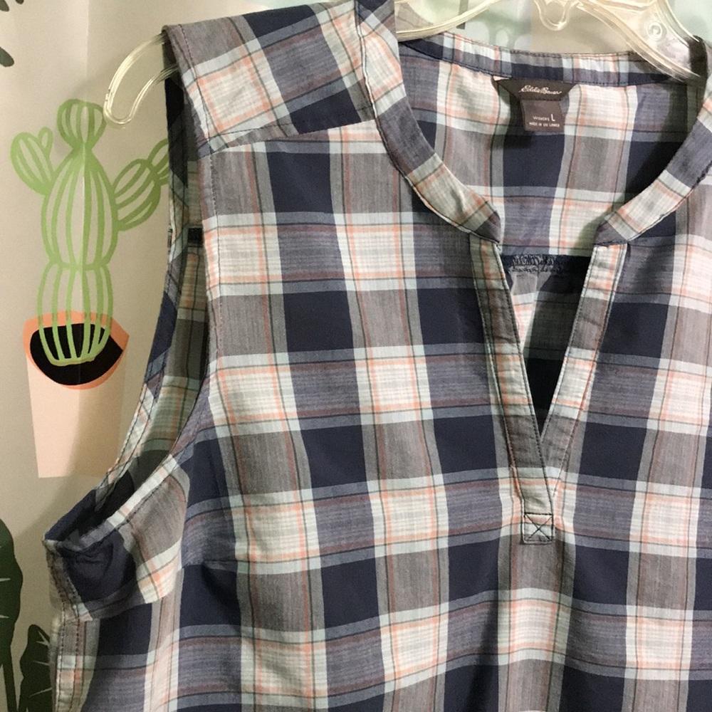 Eddie Bauer blue plaid V-neck sleeveless top - Picture 2 of 8